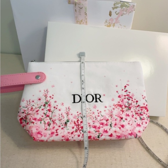 🎀 Miss Dior limited edition Floral Cosmetic Makeup Clutch Bag🎀 - Picture 8 of 17